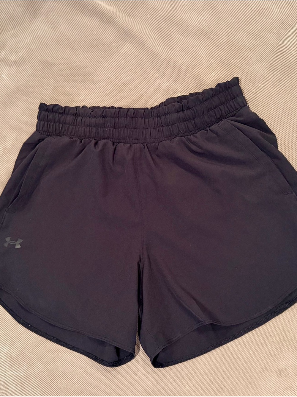Under Armour Black Women's Athletic Shorts with Elastic Waist